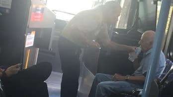 Bus driver's act of kindness helps elderly passenger, 92, cool off in searing heat