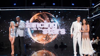 'DWTS' recap: first blind competitor wows crowd as a live TV blunder hurts an Instagram star