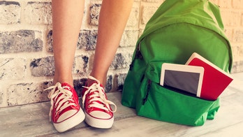 Mom's 'first day of school' picture goes viral