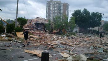 Home explosion kills 1 in Toronto-area town