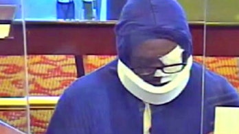 FBI seeking bank robber who disguises himself with bandages