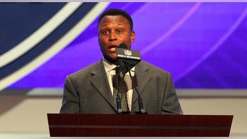 NFL Hall of Famer Barry Sanders raising awareness for neurological condition