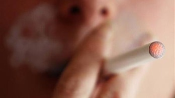 US teens' e-cigarette use associated with smoking, study shows