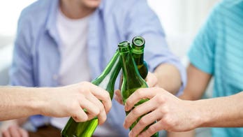 How many US high schoolers binge drink?