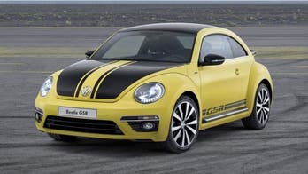 Volkswagen Beetle GSR unveiled at Chicago Auto Show