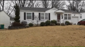 Girl, 4, pretends to be asleep while dad fatally shoots 2, calls 911 before killing himself, police say