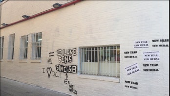 D.C. eatery paints over mural featuring Bill Cosby, Obama