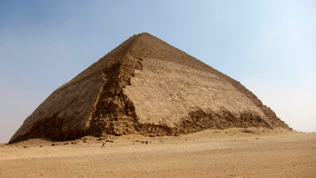 Particles could reveal clues to how Egypt pyramid was built