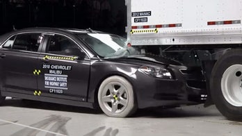Insurance group pushes for stronger rear crash guards on trucks