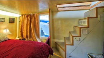 Love Boats? This Seattle Houseboat Is the Bargain You're Looking For