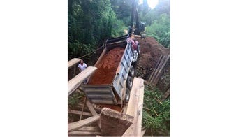 No one injured in Mississippi bridge collapse