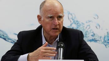 California Gov. Brown sets aggressive new target for cutting greenhouse gases