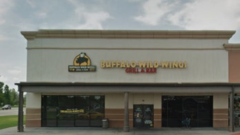 Buffalo Wild Wings gives homeless man free wings for a year after staffer writes derogatory message on receipt