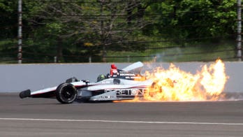 Kurt Busch crashes during Indy practice