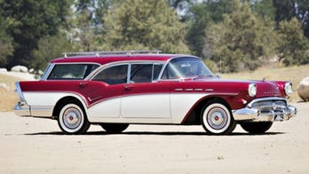 '57 Buick sells for $580,000 to benefit President Bush's military charity