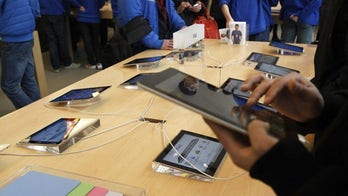 Apple iPad owners' dilemma: Buy, sell, or hold?