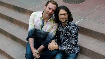 Judge orders Colo. cake maker to serve gay couples despite beliefs