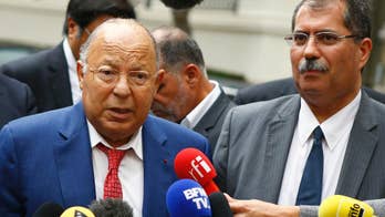 France meets Muslim leaders, experts after burkini row