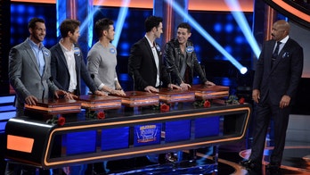 'Celebrity Family Feud' recap: 'Bachelor' nation has some trouble