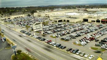 Muslim couple kicked out of Arkansas mall after recording video inside, cops say