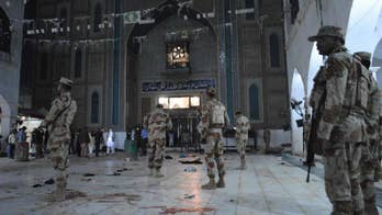 Pakistan detains dozens after 75 killed at Shiite shrine