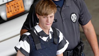 Church gunman Dylann Roof can be own lawyer, gets extra day to prep for sentencing