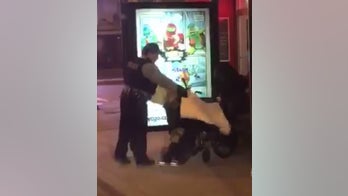 Chicago cop's act of kindness cheered online