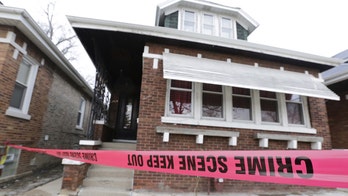 2 children, 2 women, 2 men found dead in Chicago home