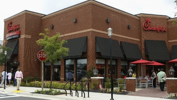 Chick-fil-A to switch to antibiotic-free chicken