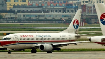 Man uses one first-class ticket to get free airline lounge meals for a year