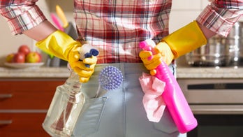 Last-Minute Visitors? Clean Your Home in 5 Minutes (or Less)