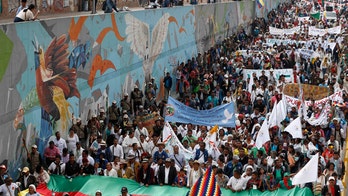 Colombia extends ceasefire with rebels
