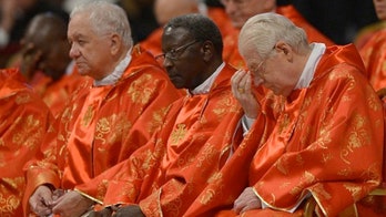 Cardinals get 'hospital' meals at papal conclave