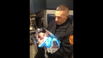 New York State police officers help deliver baby girl on side of road