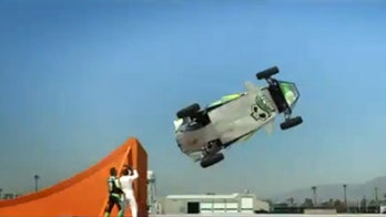 Hot Wheels sets corkscrew jump world record