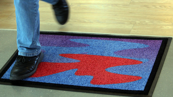 'Cosmic welcome mats' aim to bring aliens in