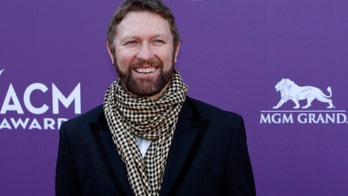 Country stars who served their country