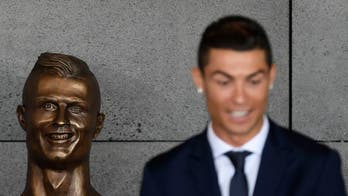 'Saturday Night Live' hilariously roasts the awful Cristiano Ronaldo sculpture