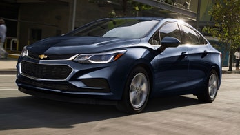 The 2017 Chevrolet Cruze Diesel has better highway mileage than Prius