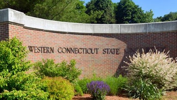 Connecticut university closes after virus sickens about 100