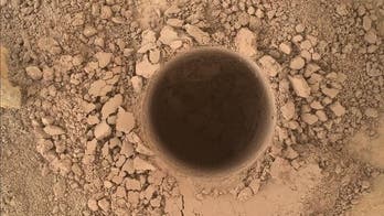 Mars rover Curiosity drills 1st hole into huge Martian mountain