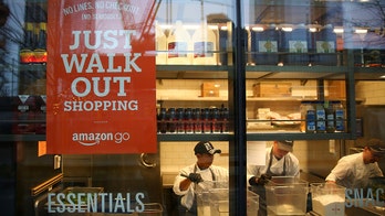 Amazon’s new grocery store threatens to obliterate cashier jobs