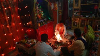 India's bustling Mumbai slows for festival to honor Ganesha