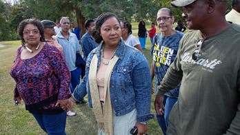 Mom: Son shook in fear after schoolmates put noose on him