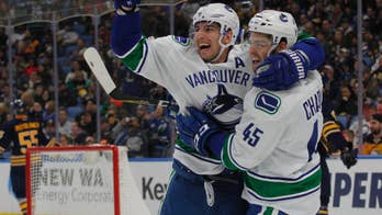 Burrows sparks Canucks' 4-2 win over Sabres