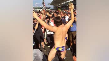 Aussies accused of premediated brief display at Malaysia F1