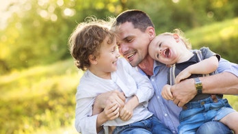 'Love hormone' may help dads bond with toddlers