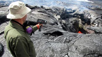 Scientists monitoring Hawaii lava undertake risks