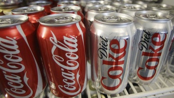 Woman dies after drinking 10 liters of Coke a day