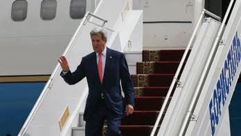 Kerry in Ukraine to offer help from United States